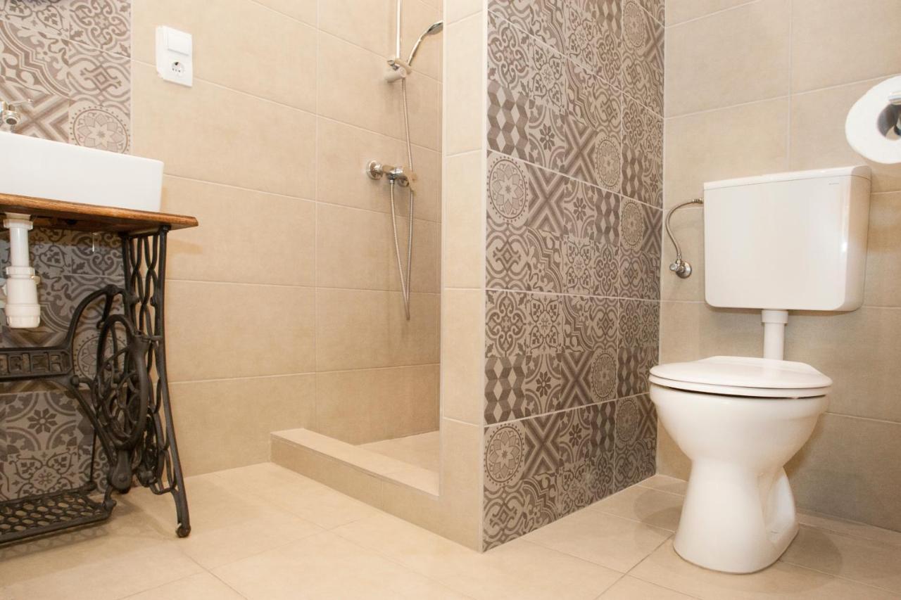 Dominique Apartment Budapest Ngoại thất bức ảnh