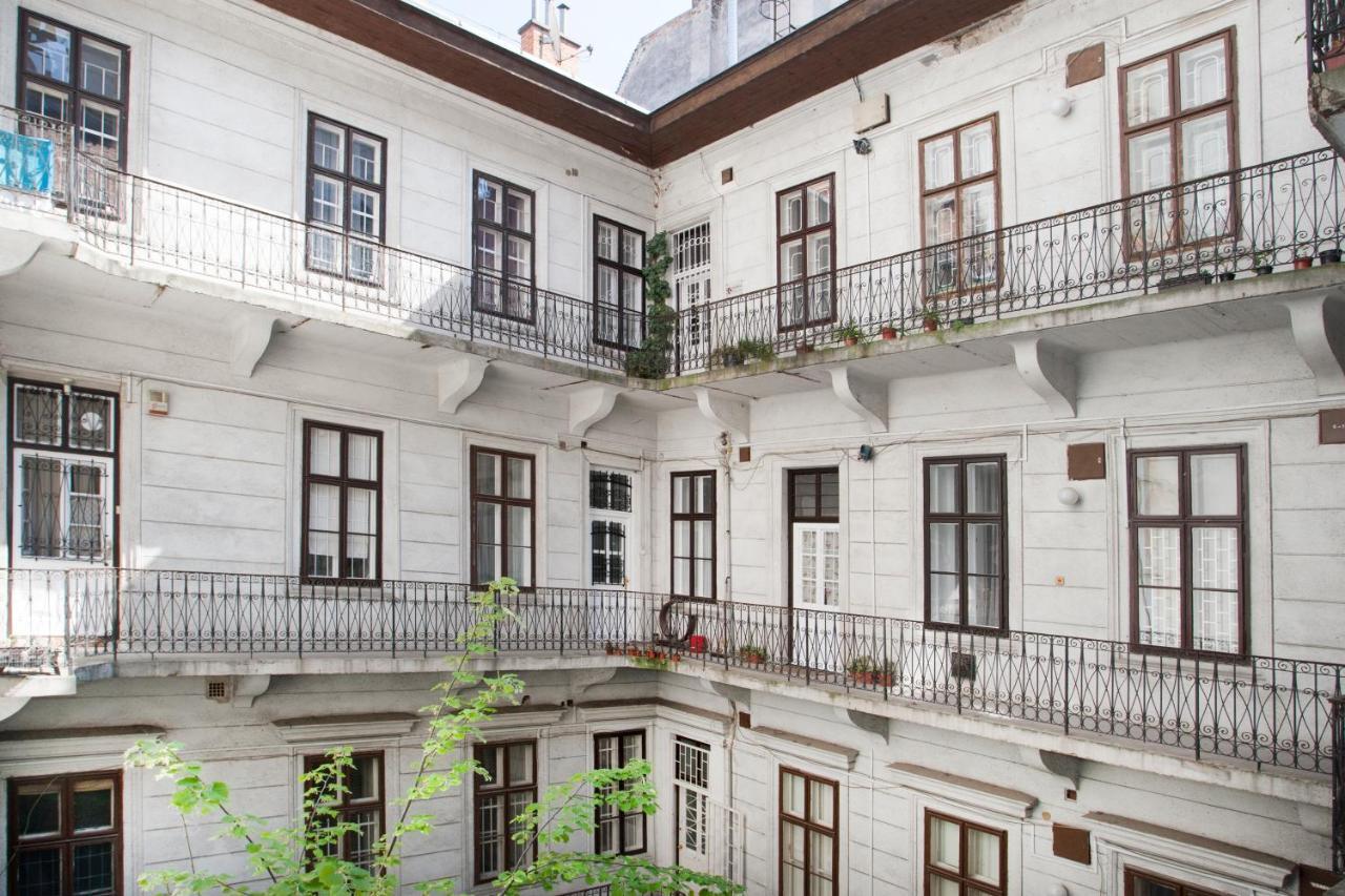 Dominique Apartment Budapest Ngoại thất bức ảnh